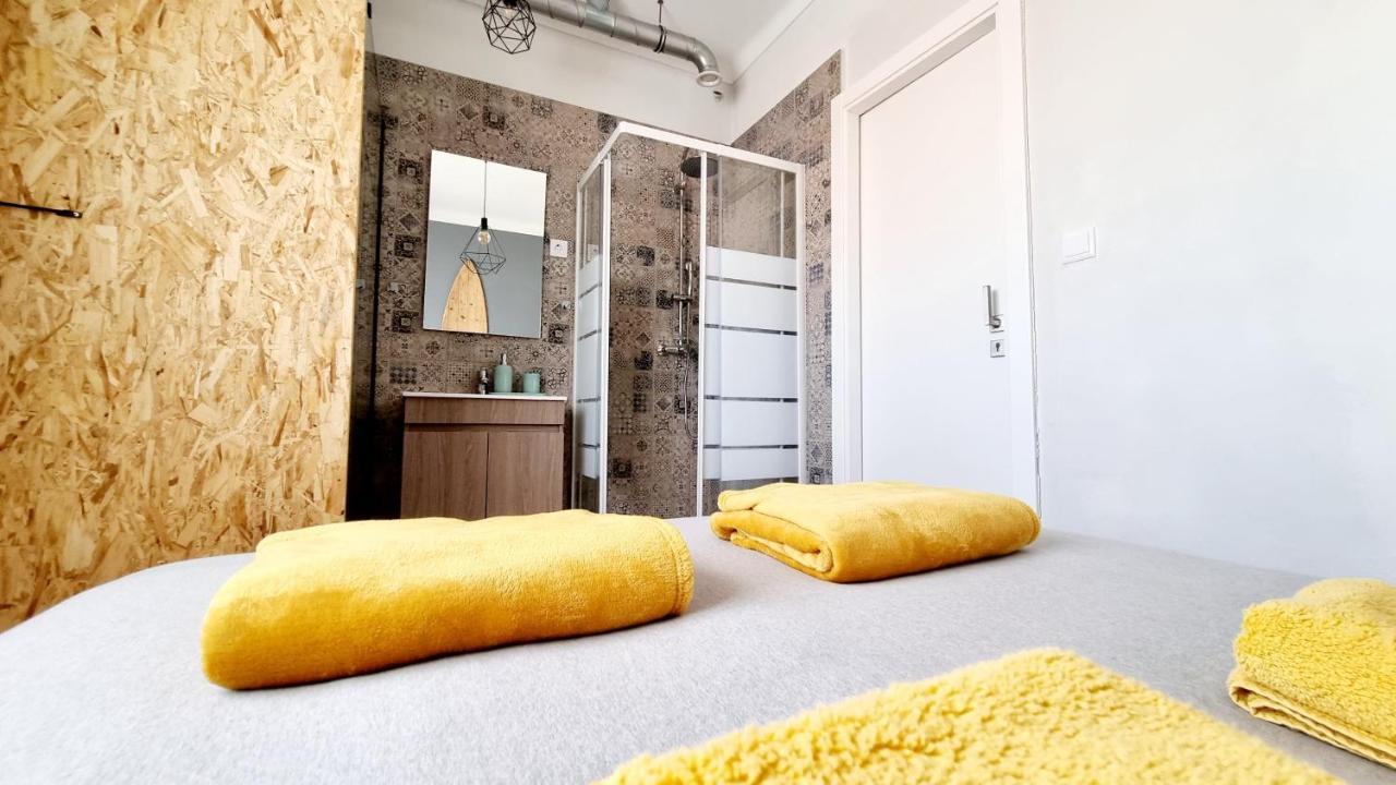 Family Surf Home - Hostel Mafra Exteriör bild